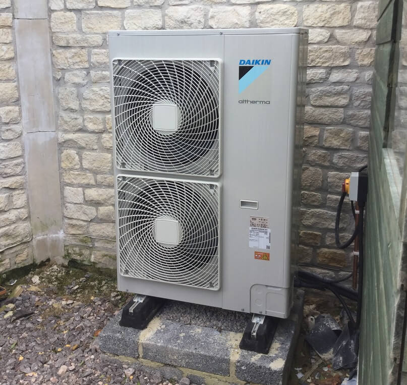 Daikin Split Air Source Heat Pump