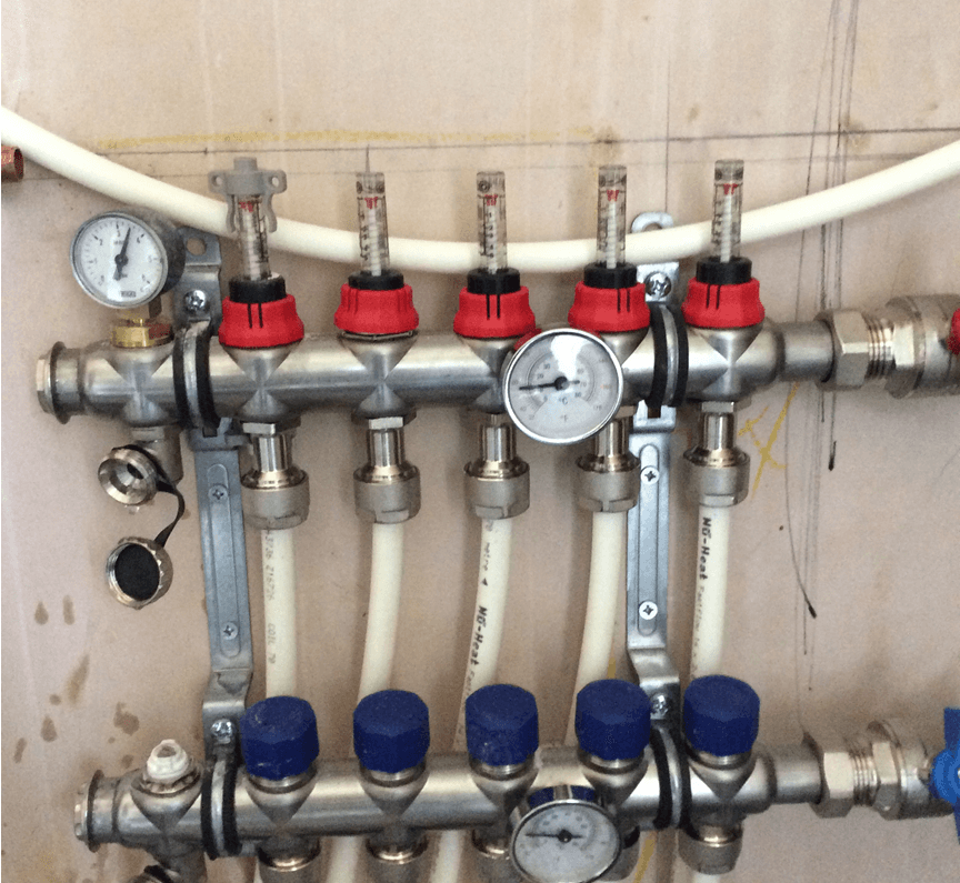 Manifold